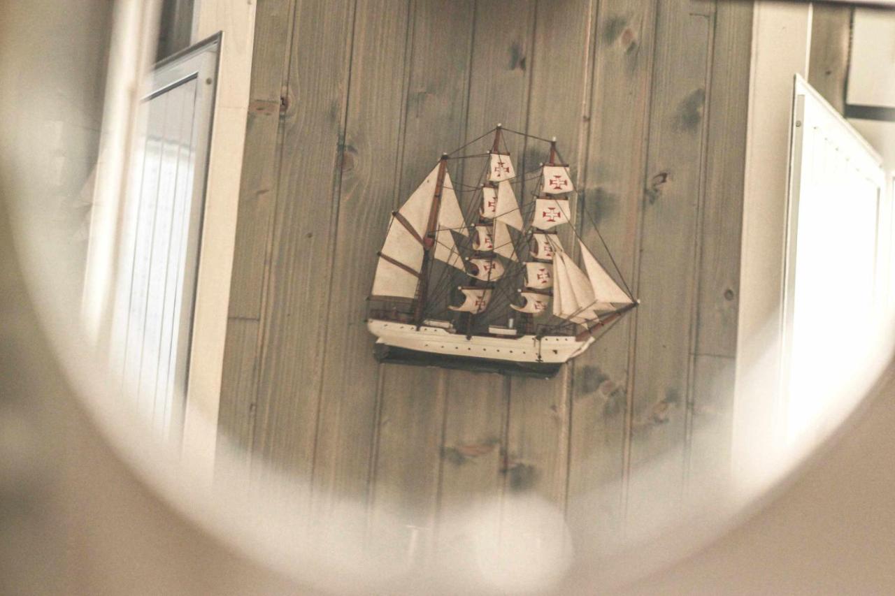 Appartamento THE BOAT Apartamento Temático Seixal  Esterno foto