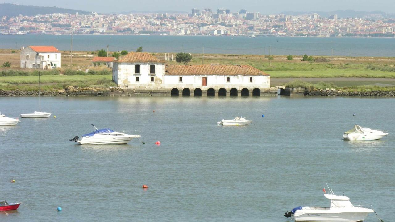 THE BOAT Apartamento Temático Seixal  Esterno foto